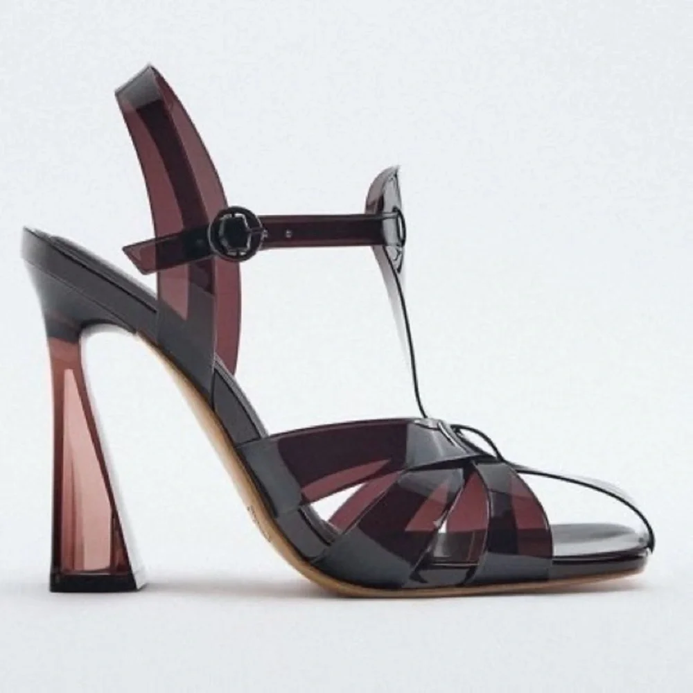 ZARA  VINYL HEELED CAGE SANDALS 3320/010 - Picture 5 of 12